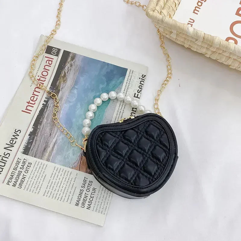 Girls Heart Messenger Bag